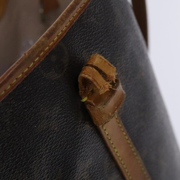 LOUIS VUITTON Monogram Bucket GM Shoulder Bag - Picture 9 of 16